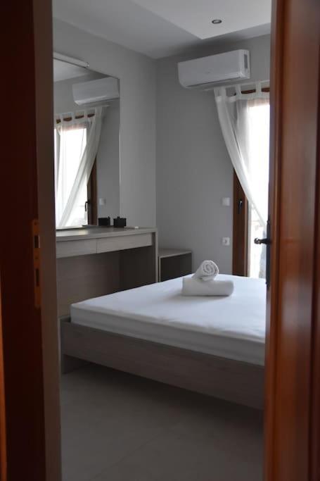 Brezza Marina House Apartment Afytos Exterior photo
